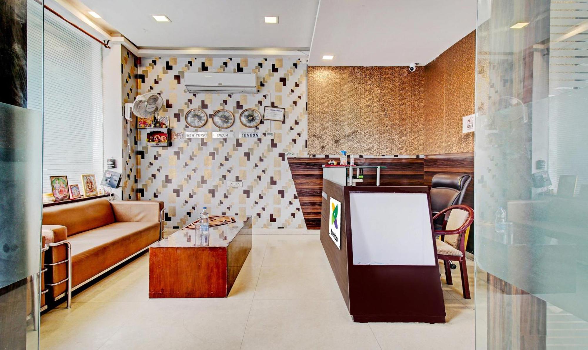 Treebo Silver Grand New Agreement ลัคเนา ภายนอก รูปภาพ